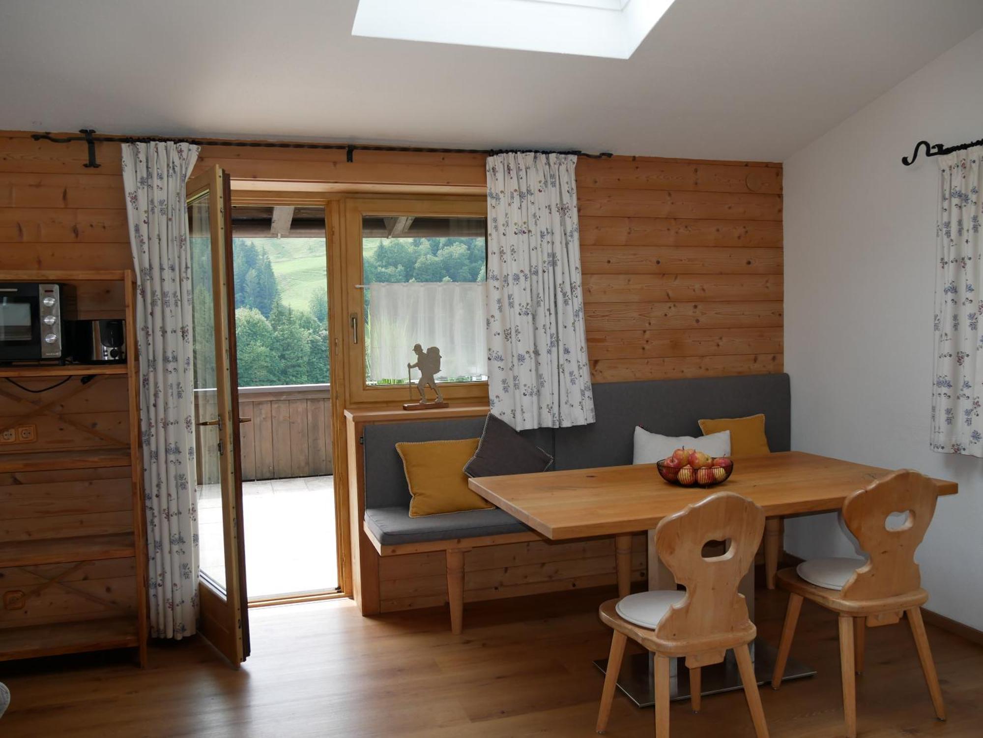 Thuss'N: Family-Friendly Alpine Retreat Apartment Kirchberg in Tirol Exterior photo